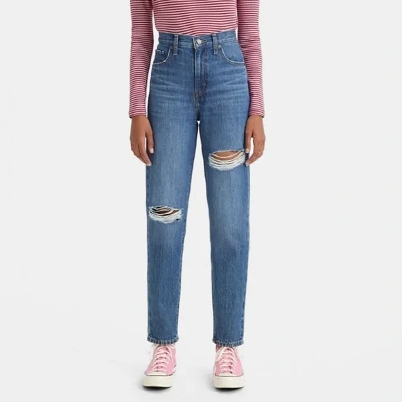 NWT Levi’s High Waisted Mom Jeans Distressed Sz 24 - Picture 1 of 11